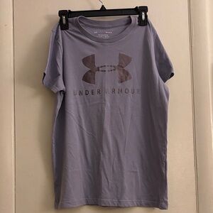 Under Armour women’s short Sleeve Tee in mauve/ light purple
